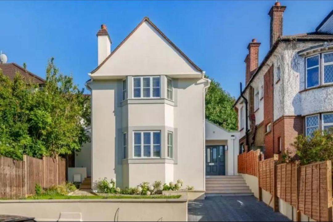 Stunning Rooms Available In Luxury House London Exterior photo